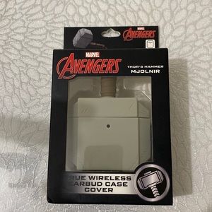 NWT Avengers Thor’s Hammer AirPods case